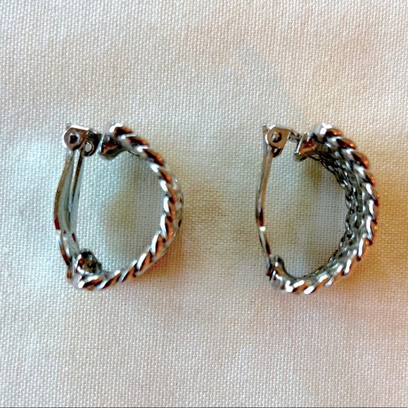 Erwin Pearl Silver Earrings - Picture 4 of 15